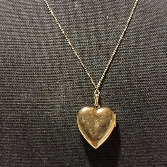 14k over sterling seed pearl locket necklace - Picture 12 of 16